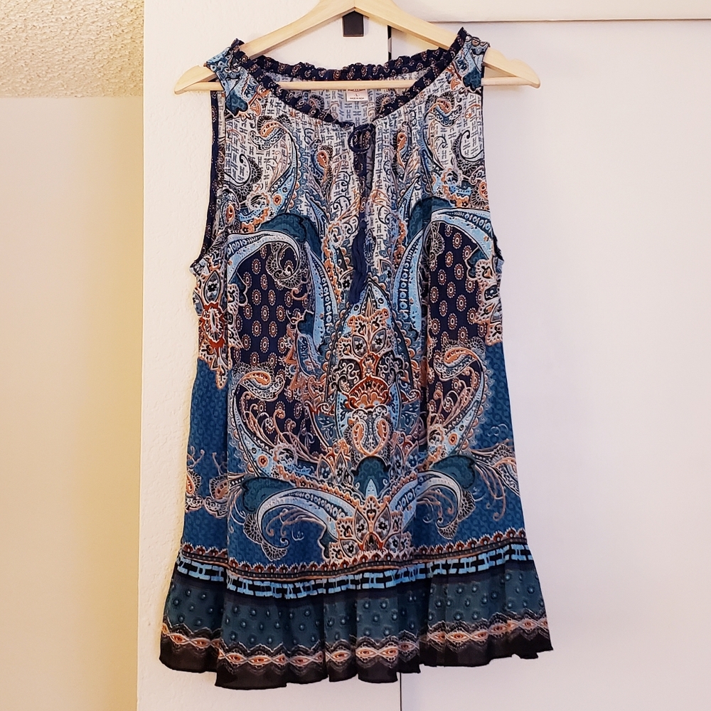 Bila sleeveless blouse